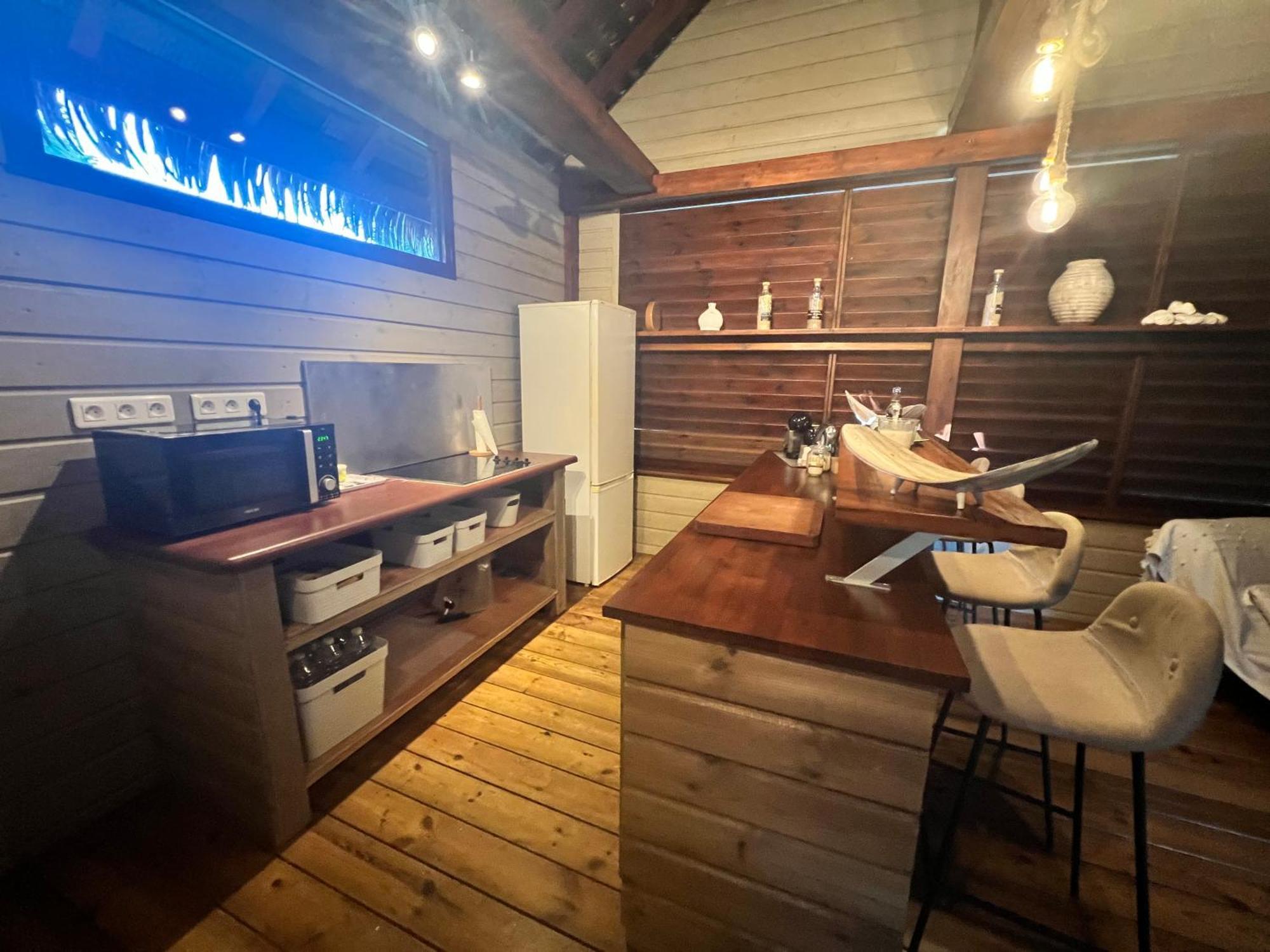 Eden Chalet, Spa Privatif 萨莱比梅 外观 照片